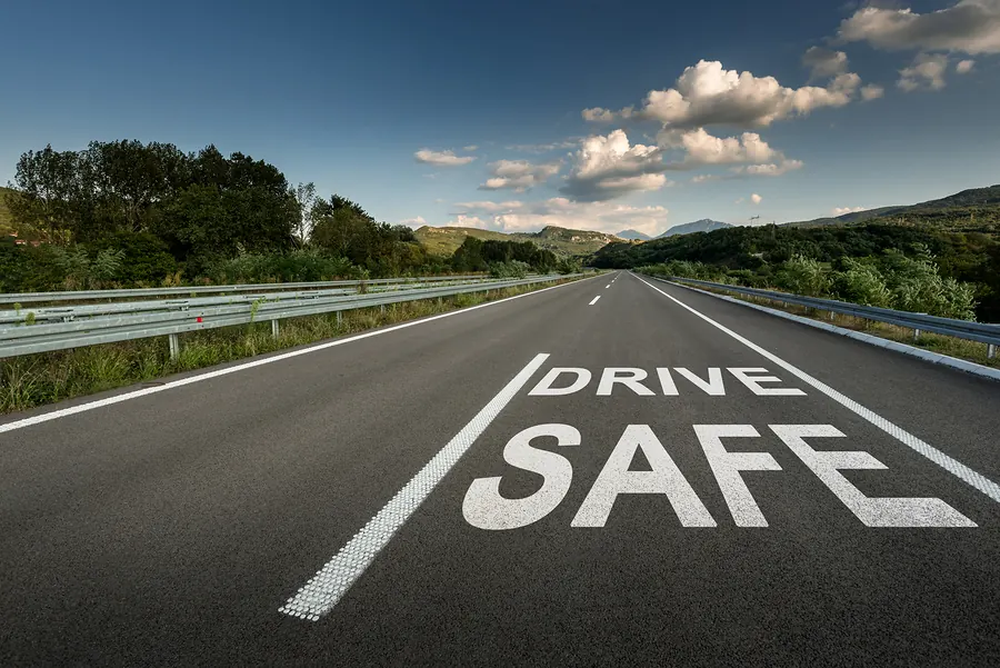 A driver at the wheel of a commercial vehicle